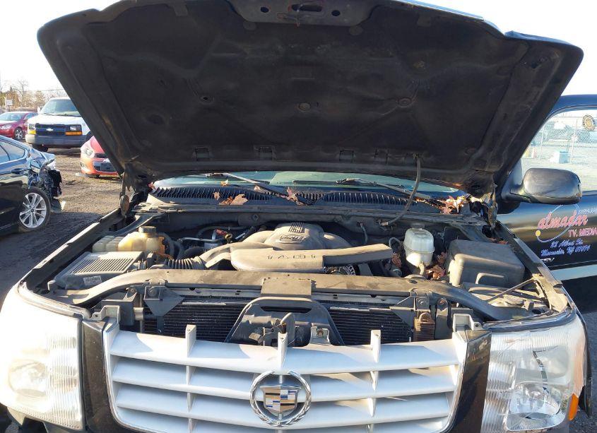 Photo 10 of 2005 Cadillac Escalade ESV STANDARD (VIN 3GYFK66N55G261115)