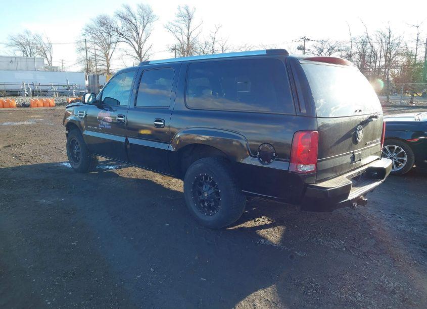 Photo 3 of 2005 Cadillac Escalade ESV STANDARD (VIN 3GYFK66N55G261115)