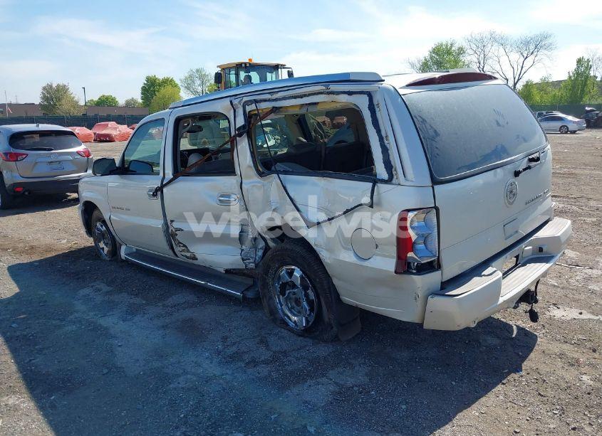 Photo 3 of 2003 Cadillac Escalade ESV STANDARD (VIN 3GYFK66N63G227245)