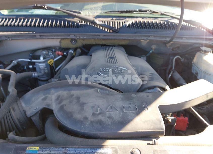 Photo 10 of 2005 Cadillac Escalade ESV STANDARD (VIN 3GYFK66N65G192080)
