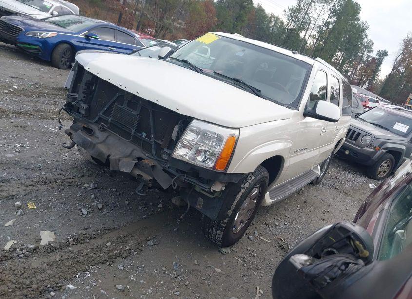 Photo 2 of 2003 Cadillac Escalade ESV STANDARD (VIN 3GYFK66N73G228601)