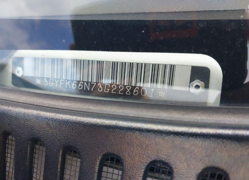 Photo 9 of 2003 Cadillac Escalade ESV STANDARD (VIN 3GYFK66N73G228601)