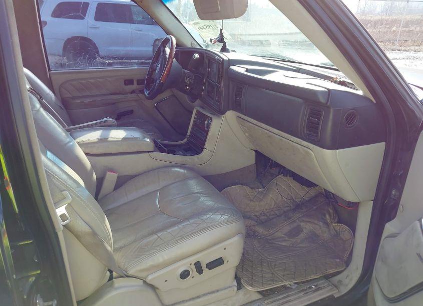 Photo 5 of 2005 Cadillac Escalade ESV PLATINUM EDITION (VIN 3GYFK66N75G222249)