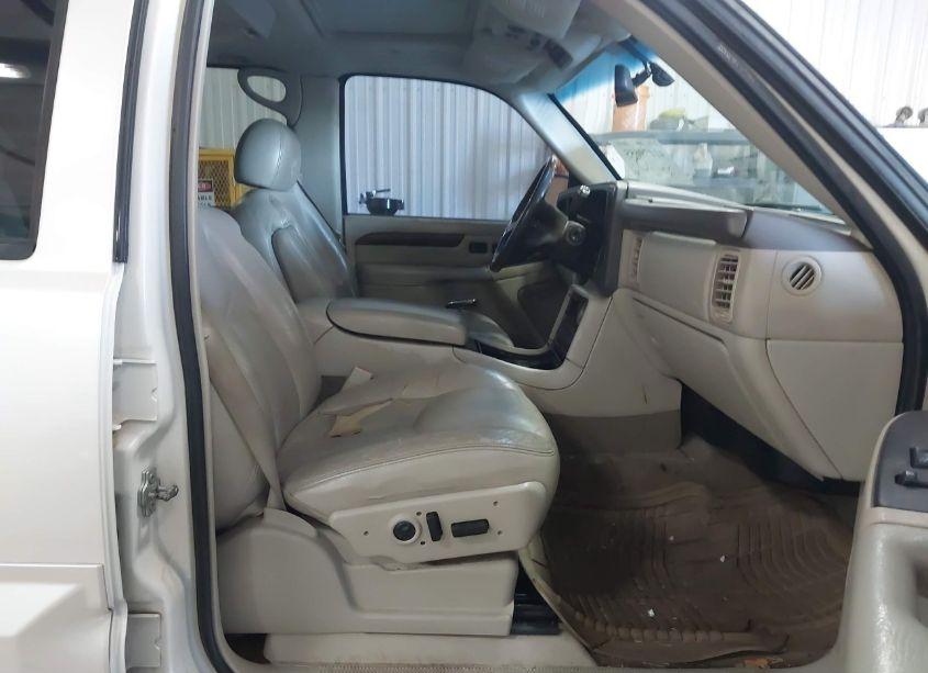 Photo 5 of 2006 Cadillac Escalade ESV STANDARD (VIN 3GYFK66N76G230546)