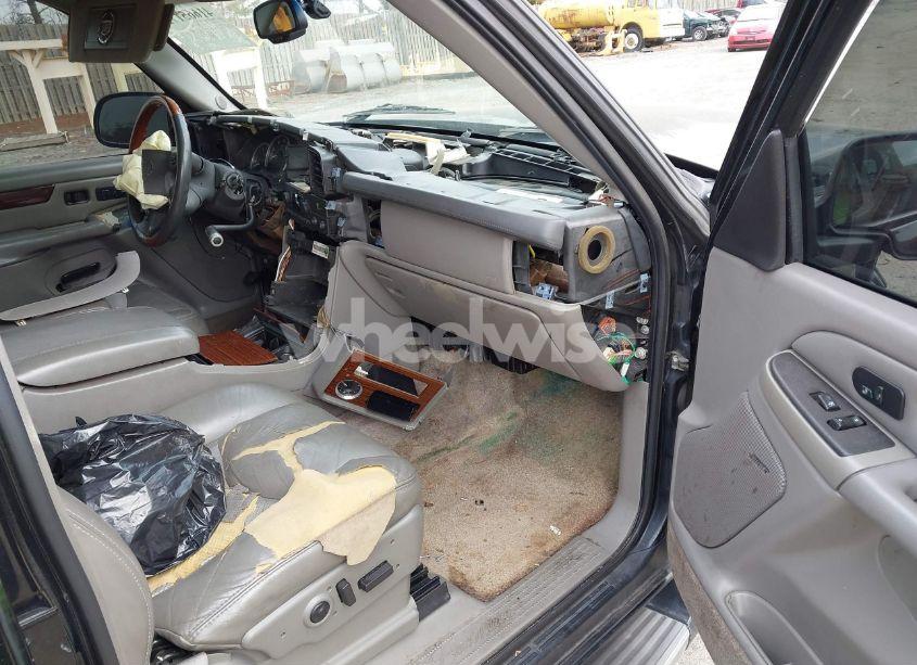 Photo 5 of 2003 Cadillac Escalade ESV STANDARD (VIN 3GYFK66N93G224324)