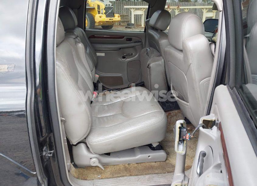 Photo 8 of 2003 Cadillac Escalade ESV STANDARD (VIN 3GYFK66N93G224324)