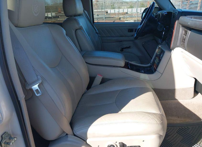 Photo 5 of 2005 Cadillac Escalade ESV PLATINUM EDITION (VIN 3GYFK66N95G259657)