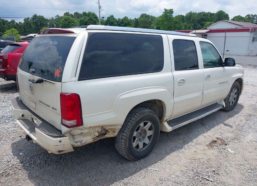 Photo 4 of 2005 Cadillac Escalade ESV STANDARD (VIN 3GYFK66NX5G105958)