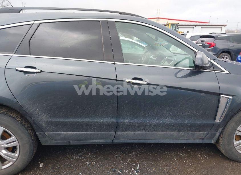 Photo 13 of 2013 Cadillac Srx STANDARD (VIN 3GYFNAE30DS516727)