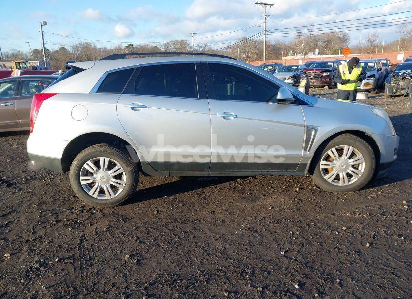 Photo 13 of 2014 Cadillac Srx STANDARD (VIN 3GYFNAE32ES653170)