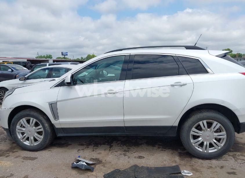 Photo 14 of 2014 Cadillac Srx STANDARD (VIN 3GYFNAE33ES680720)