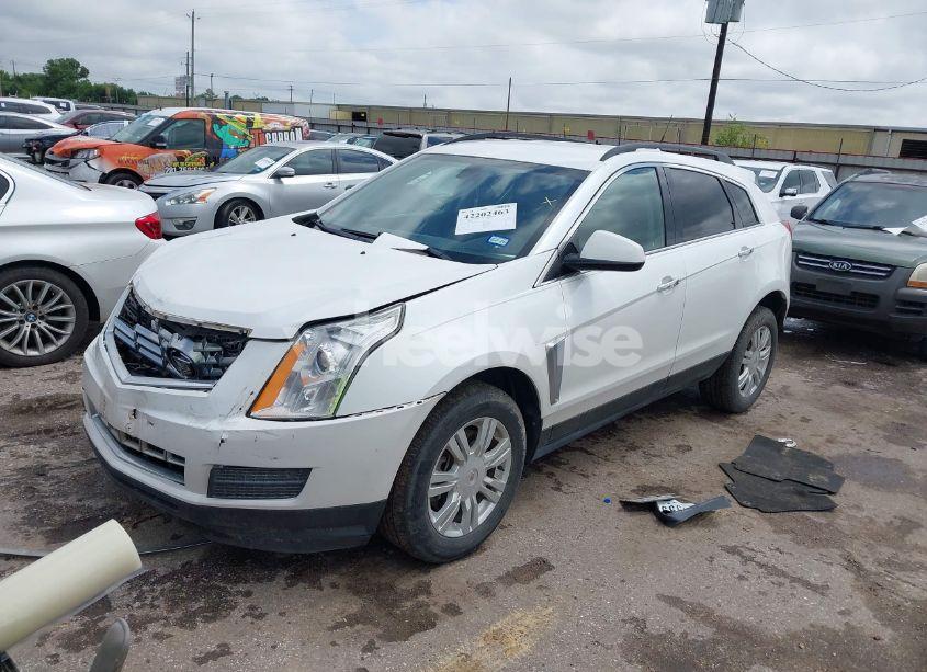 Photo 2 of 2014 Cadillac Srx STANDARD (VIN 3GYFNAE33ES680720)