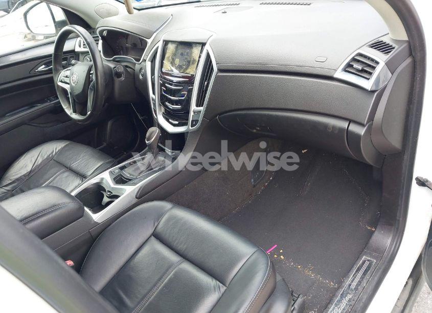 Photo 5 of 2014 Cadillac Srx STANDARD (VIN 3GYFNAE33ES680720)