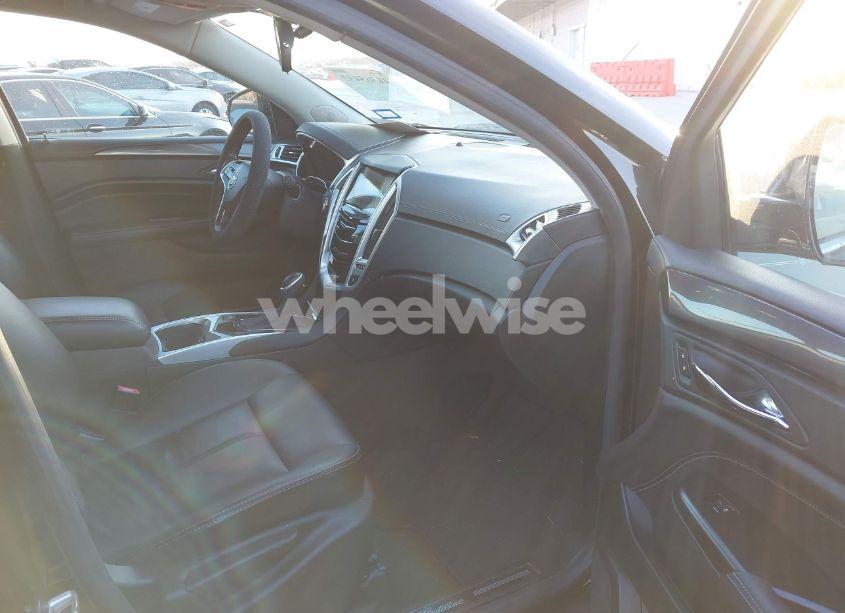 Photo 5 of 2016 Cadillac Srx STANDARD (VIN 3GYFNAE36GS582073)