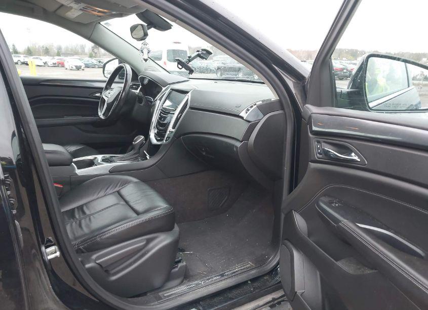 Photo 5 of 2014 Cadillac Srx STANDARD (VIN 3GYFNAE37ES583522)