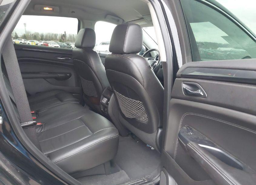Photo 8 of 2014 Cadillac Srx STANDARD (VIN 3GYFNAE37ES583522)
