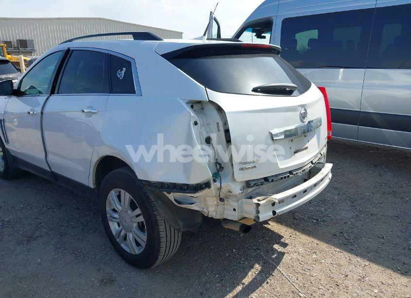 Photo 6 of 2014 Cadillac Srx STANDARD (VIN 3GYFNAE37ES676329)