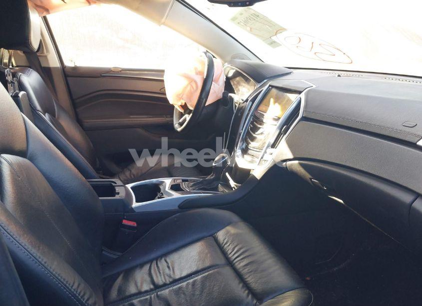 Photo 5 of 2013 Cadillac Srx STANDARD (VIN 3GYFNAE38DS568509)