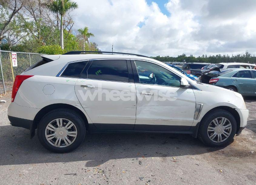 Photo 13 of 2016 Cadillac Srx STANDARD (VIN 3GYFNAE38GS500991)