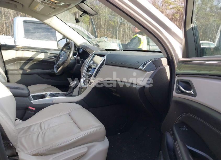 Photo 5 of 2014 Cadillac Srx STANDARD (VIN 3GYFNAE39ES688059)