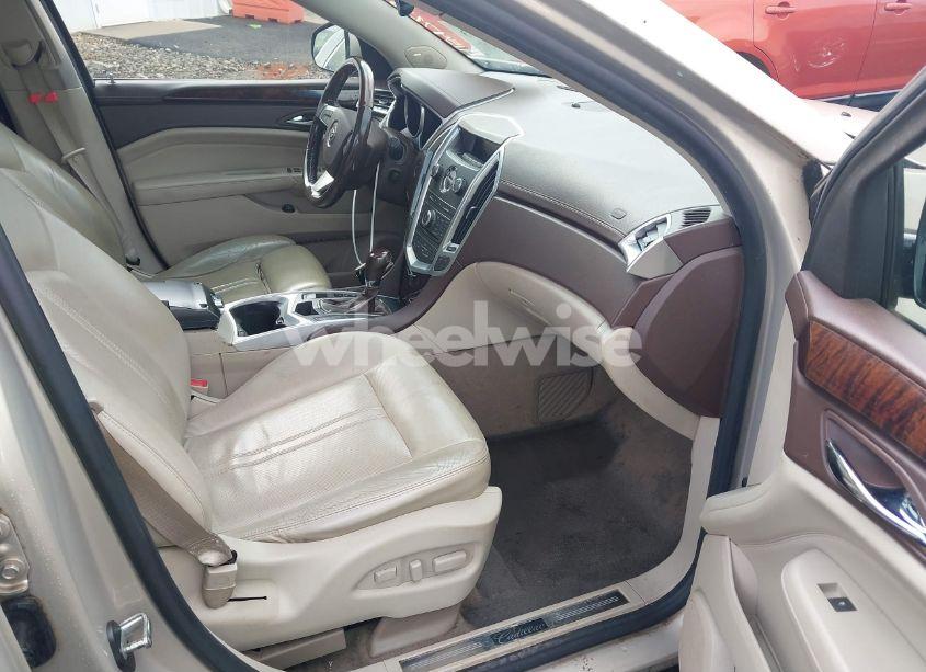 Photo 5 of 2010 Cadillac Srx LUXURY COLLECTION (VIN 3GYFNAEY9AS646643)