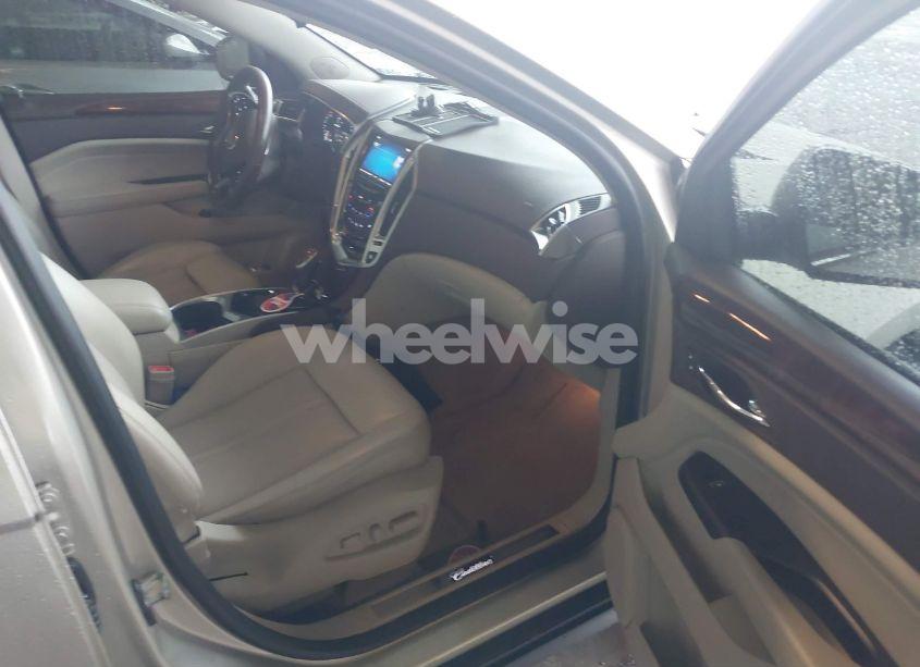 Photo 5 of 2015 Cadillac Srx LUXURY COLLECTION (VIN 3GYFNBE30FS510564)