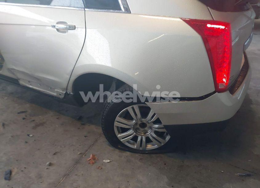 Photo 6 of 2015 Cadillac Srx LUXURY COLLECTION (VIN 3GYFNBE30FS510564)