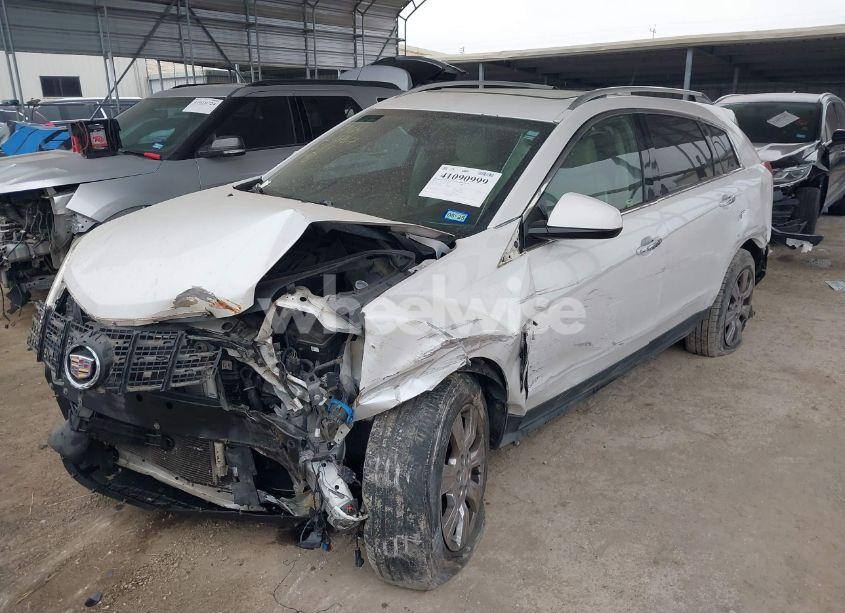 Photo 2 of 2014 Cadillac Srx LUXURY COLLECTION (VIN 3GYFNBE31ES645163)