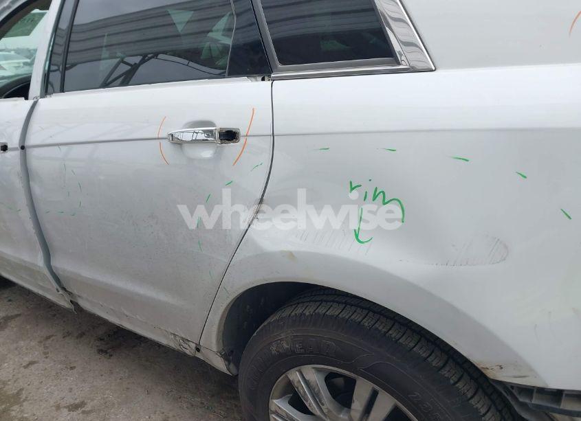 Photo 17 of 2015 Cadillac Srx LUXURY COLLECTION (VIN 3GYFNBE31FS552323)