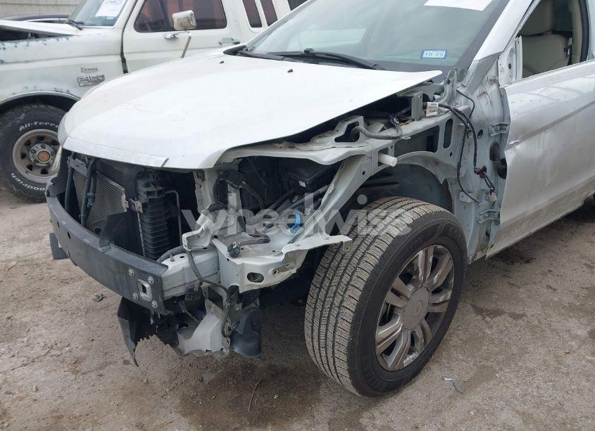 Photo 6 of 2015 Cadillac Srx LUXURY COLLECTION (VIN 3GYFNBE31FS552323)