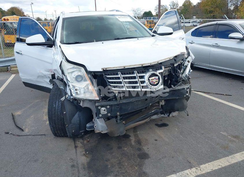 Photo 6 of 2015 Cadillac Srx LUXURY COLLECTION (VIN 3GYFNBE32FS543307)