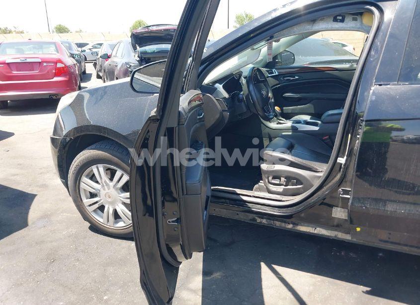 Photo 5 of 2015 Cadillac Srx LUXURY COLLECTION (VIN 3GYFNBE32FS579904)