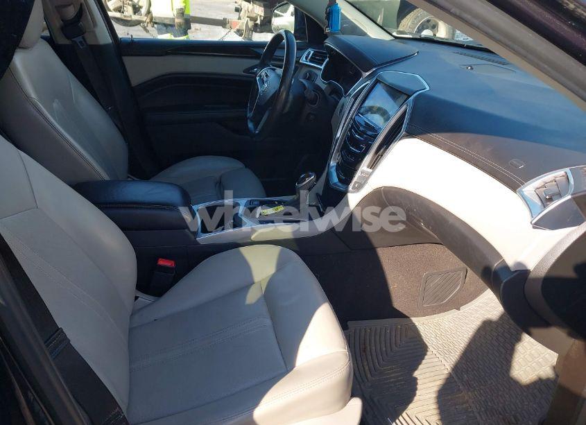 Photo 5 of 2014 Cadillac Srx LUXURY COLLECTION (VIN 3GYFNBE33ES535599)