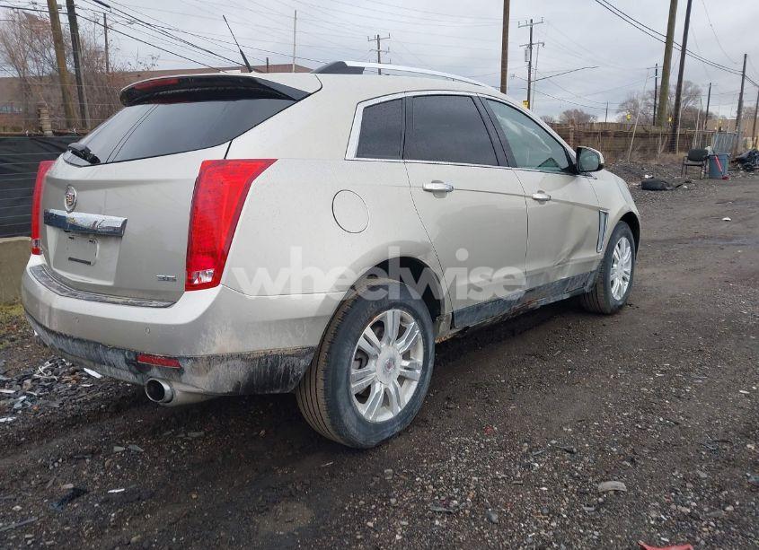 Photo 4 of 2014 Cadillac Srx LUXURY COLLECTION (VIN 3GYFNBE35ES565980)