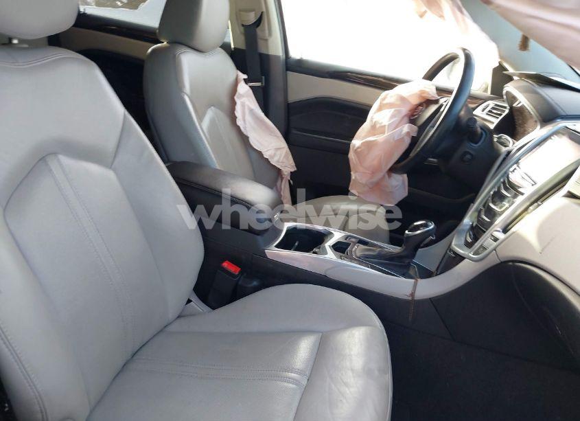 Photo 5 of 2014 Cadillac Srx LUXURY COLLECTION (VIN 3GYFNBE35ES580253)