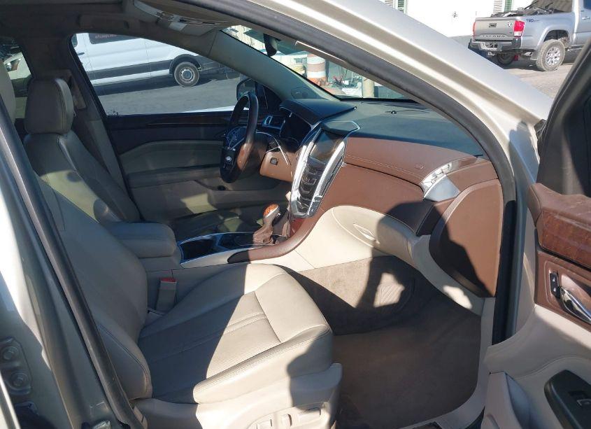 Photo 5 of 2014 Cadillac Srx LUXURY COLLECTION (VIN 3GYFNBE36ES648513)