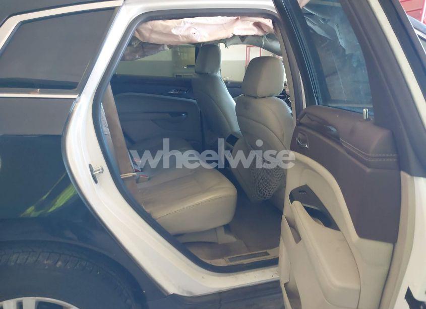 Photo 8 of 2014 Cadillac Srx LUXURY COLLECTION (VIN 3GYFNBE37ES679611)