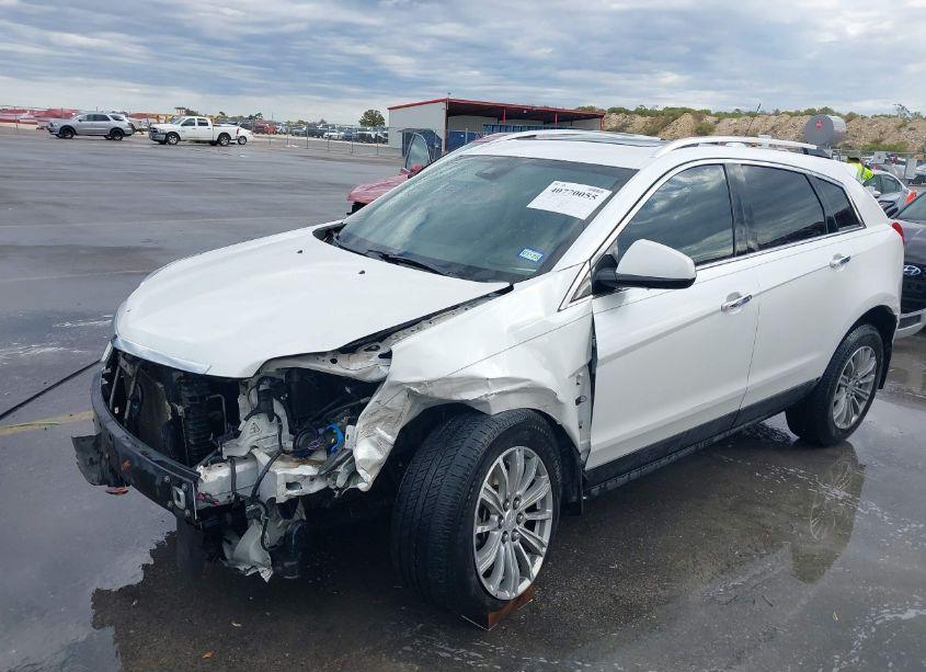 Photo 2 of 2015 Cadillac Srx LUXURY COLLECTION (VIN 3GYFNBE37FS526342)