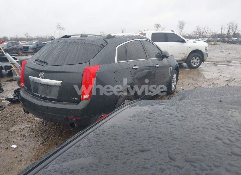 Photo 4 of 2015 Cadillac Srx LUXURY COLLECTION (VIN 3GYFNBE39FS556328)