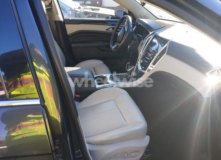 Photo 5 of 2015 Cadillac Srx LUXURY COLLECTION (VIN 3GYFNBE39FS570469)