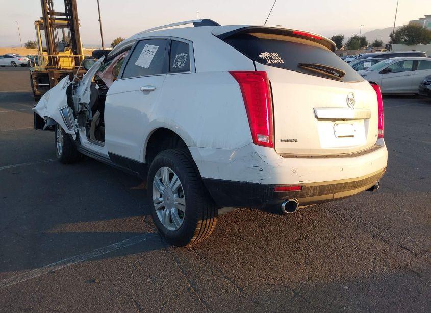 Photo 3 of 2015 Cadillac Srx LUXURY COLLECTION (VIN 3GYFNBE39FS582606)