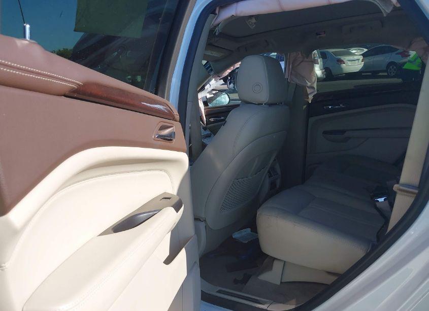 Photo 8 of 2015 Cadillac Srx LUXURY COLLECTION (VIN 3GYFNBE39FS582606)