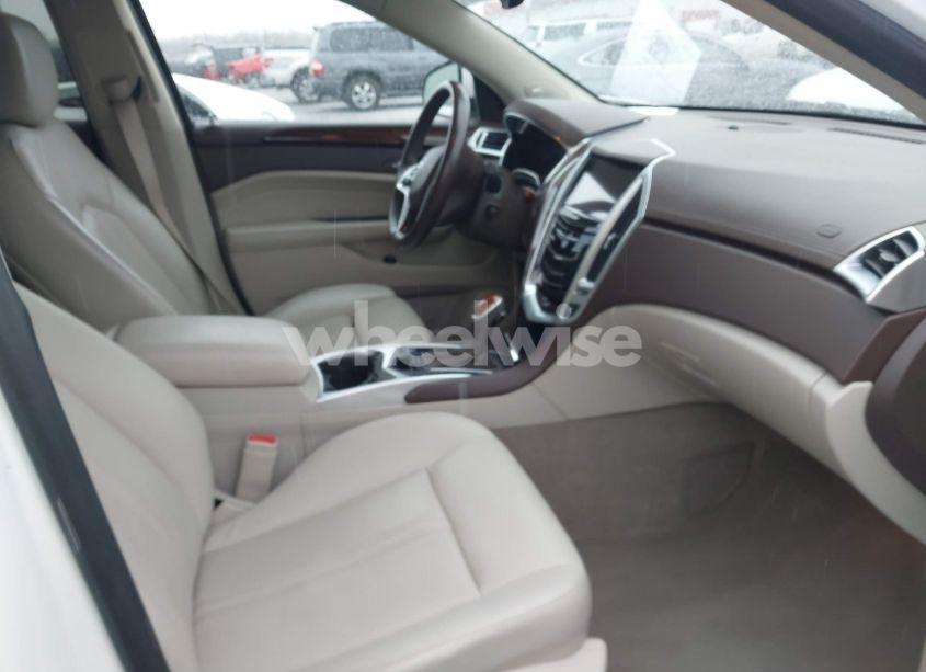 Photo 5 of 2015 Cadillac Srx LUXURY COLLECTION (VIN 3GYFNBE3XFS598281)