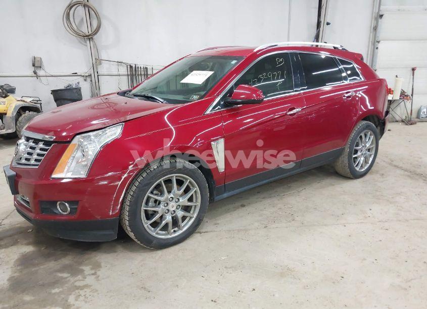 Photo 2 of 2014 Cadillac Srx PERFORMANCE COLLECTION (VIN 3GYFNCE30ES596415)
