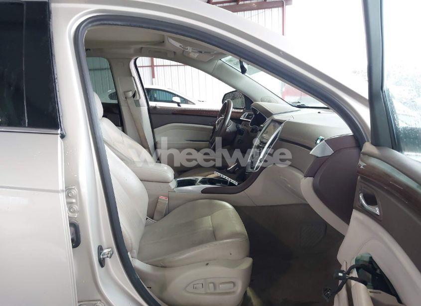 Photo 5 of 2013 Cadillac Srx LUXURY COLLECTION (VIN 3GYFNCE31D5611616)