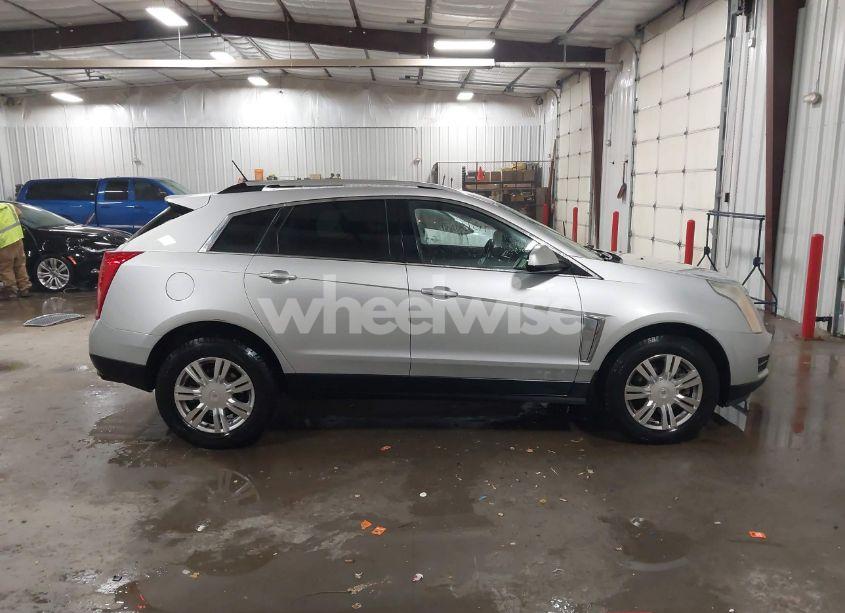 Photo 13 of 2013 Cadillac Srx LUXURY COLLECTION (VIN 3GYFNCE31DS618940)