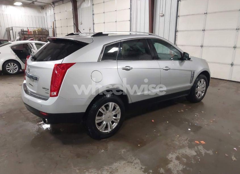 Photo 4 of 2013 Cadillac Srx LUXURY COLLECTION (VIN 3GYFNCE31DS618940)