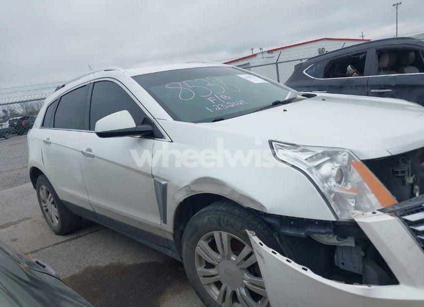 Photo 13 of 2013 Cadillac Srx LUXURY COLLECTION (VIN 3GYFNCE31DS650268)