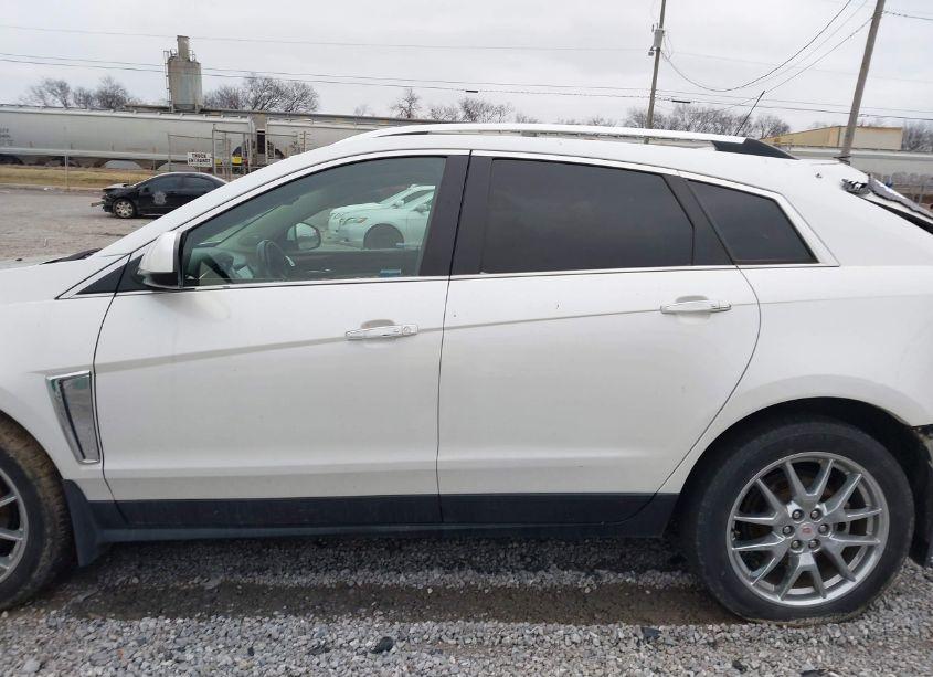 Photo 14 of 2015 Cadillac Srx PERFORMANCE COLLECTION (VIN 3GYFNCE33FS509723)