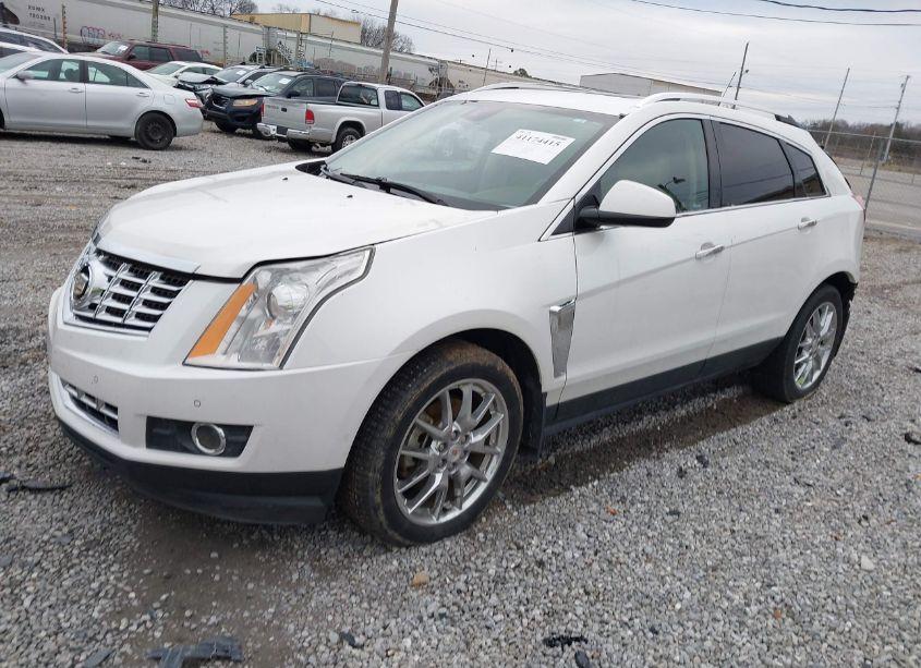 Photo 2 of 2015 Cadillac Srx PERFORMANCE COLLECTION (VIN 3GYFNCE33FS509723)